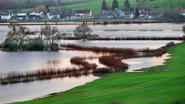 Predicting floods and windstorms with geospatial intelligence